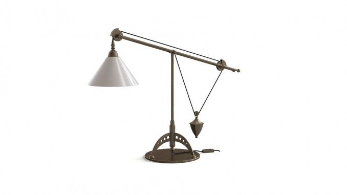 Equilibrium lamp